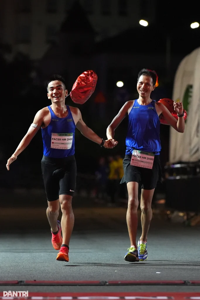 Khoảnh khắc ấn tượng, chạm cảm xúc cùng Quảng Trị International Marathon