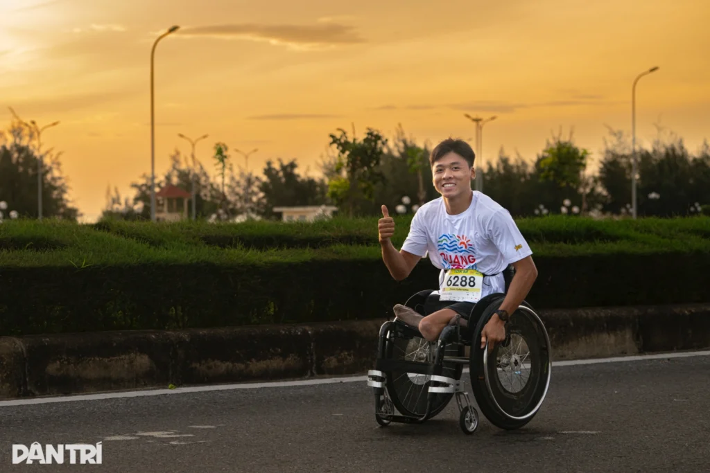 Khoảnh khắc ấn tượng, chạm cảm xúc cùng Quảng Trị International Marathon